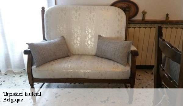 Tapissier fauteuil  