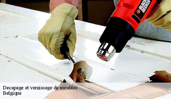 Decapage et vernissage de meubles  