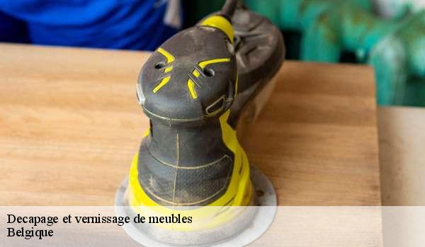 Decapage et vernissage de meubles  