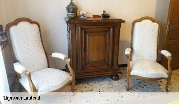 Tapissier fauteuil  1330