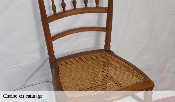 Chaise en cannage  1330