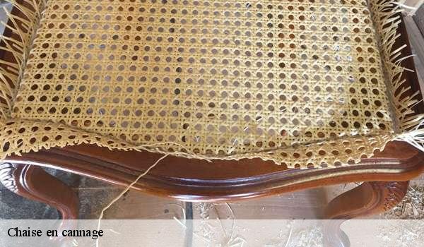 Chaise en cannage  1330