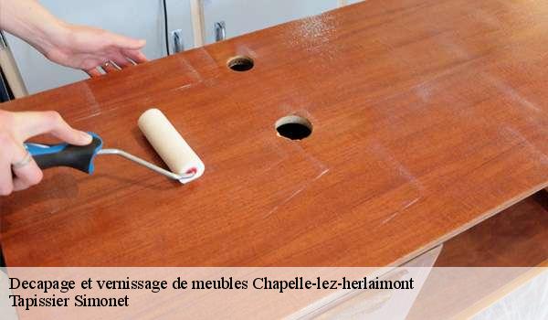 Decapage et vernissage de meubles  7160